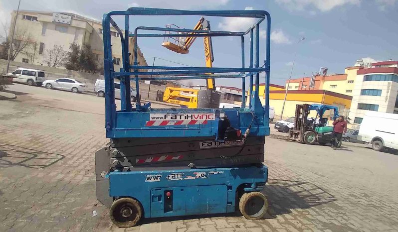 
08 M AKÜLÜ MAKASLI PLATFORM (MANLIFT) GENIE – 2012 MODEL full									